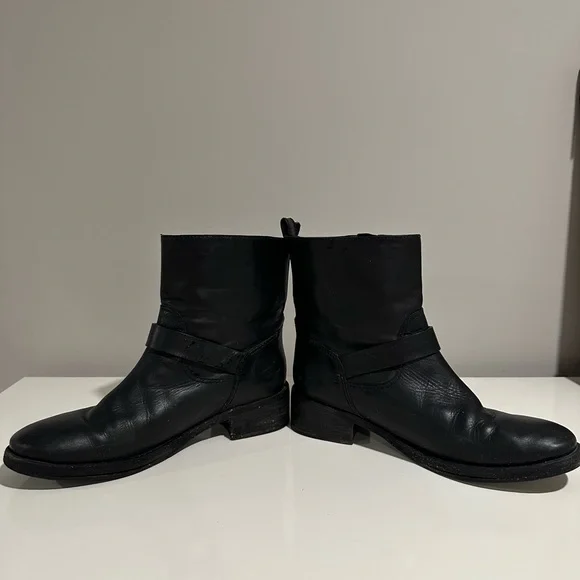Tory Burch Black Combat Moto Boots with Buckle Straps - Picture 4 of 6